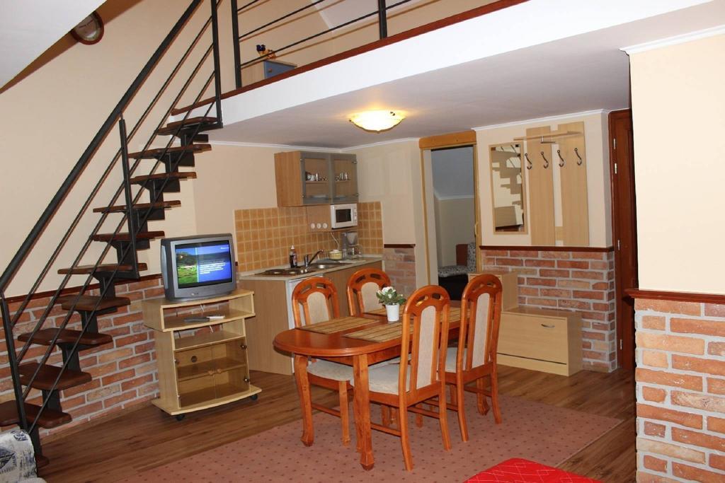 Gyulai Brill Apartman Quarto foto